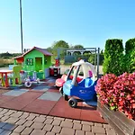 Amelia Apartman *
