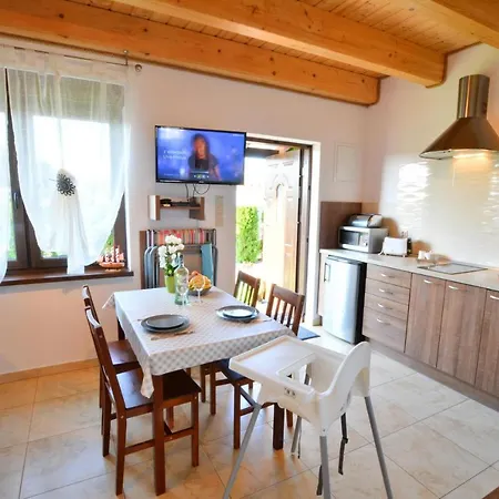 Amelia Apartmán Sianożęty